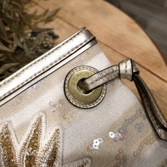New COACH Audrey Sun Beaded Sequins Embroidery Clutch Large Wristlet - Picture 7 of 11